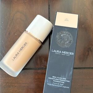 Laura Mercier Real Flawless Weightless Perfecting Foundation-2C1 Ecru BNIB